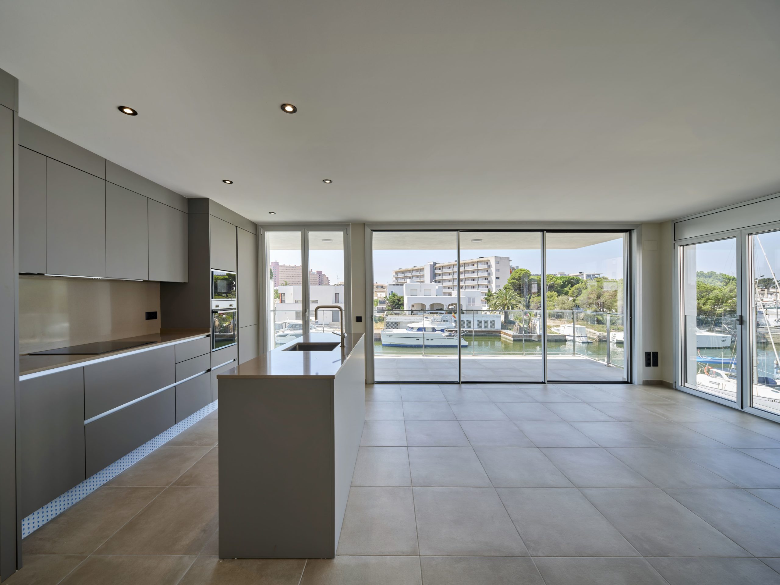 Cómo Elegir la Propiedad Perfecta en la Costa Brava: Guía para Compradores Primerizos